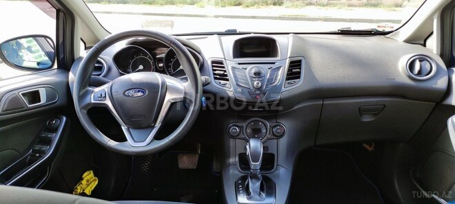 Ford Fiesta 2014, 117,607 km - 1.6 l - Bakı