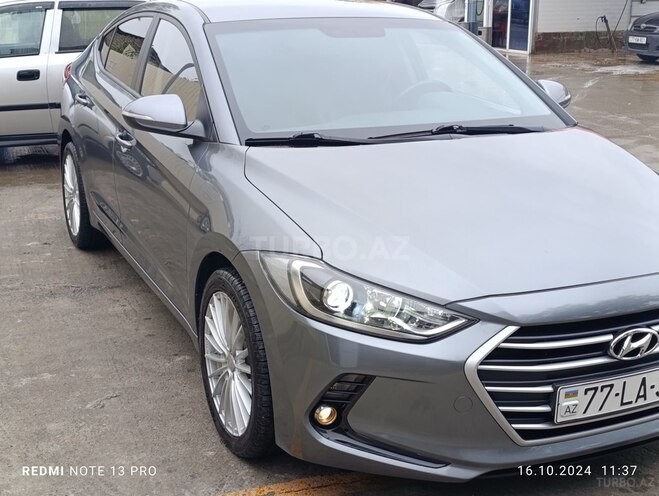 Hyundai Avante 2015, 192,000 km - 1.6 l - Quba