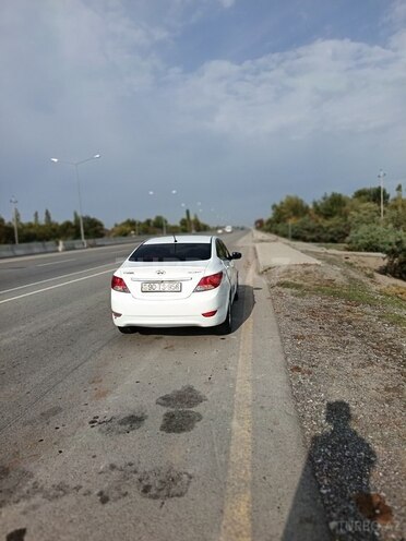 Hyundai Accent 2012, 185,000 km - 1.6 л - Gəncə