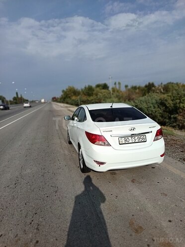 Hyundai Accent 2012, 185,000 km - 1.6 л - Gəncə