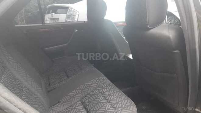 Mercedes C 220 1995, 530,000 km - 2.2 l - Lerik