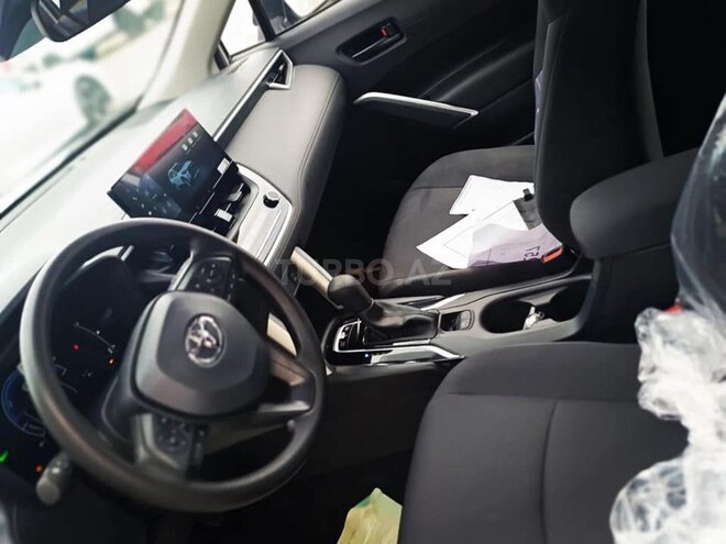 Toyota Corolla Cross 2024, 0 km - 2.0 l - Bakı
