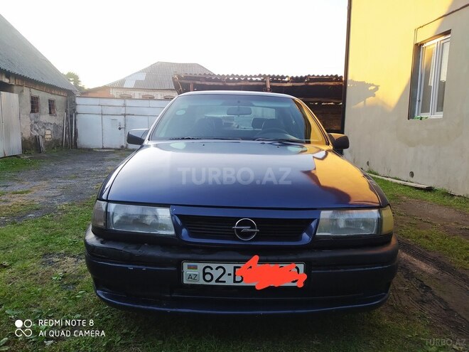 Opel Vectra 1995, 570,000 km - 1.8 l - Zaqatala