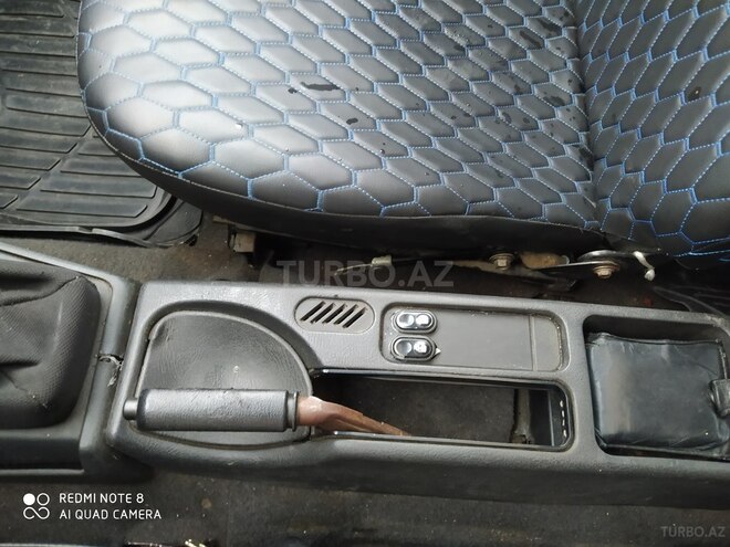 Opel Vectra 1995, 570,000 km - 1.8 l - Zaqatala