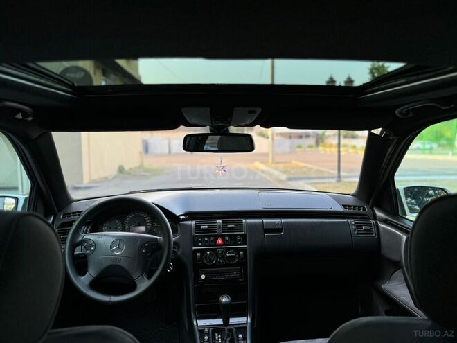 Mercedes E 270 2000, 399,000 km - 2.7 l - Yevlax