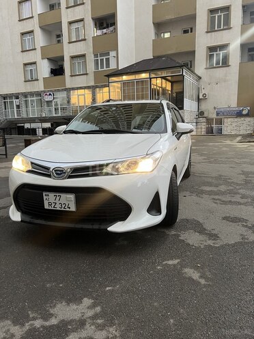 Toyota Corolla Fielder 2018, 96,900 km - 1.5 l - Bakı