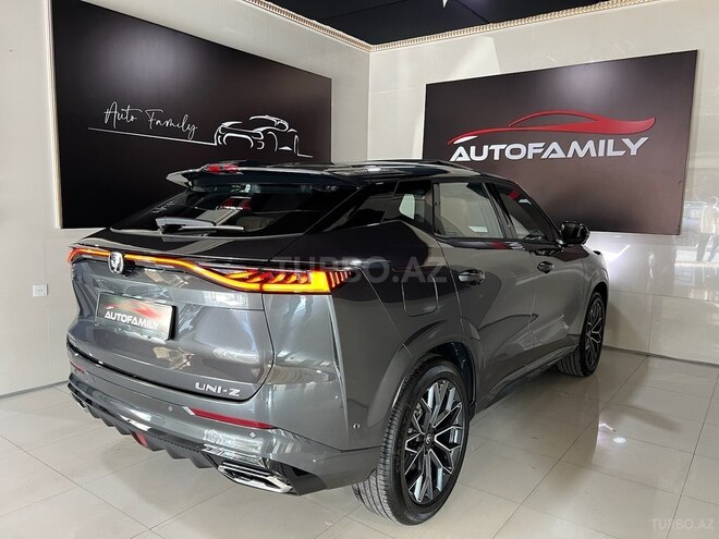 Changan Uni-Z-5