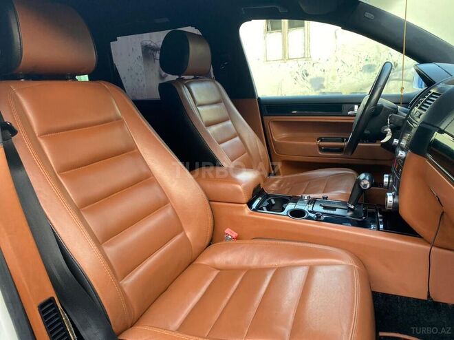 Volkswagen Touareg 2004, 258,000 km - 3.2 л - Bakı