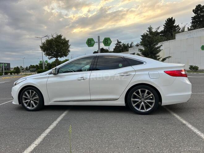 Hyundai Grandeur 2015, 193,000 km - 2.2 л - Bakı