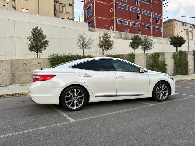Hyundai Grandeur 2015, 193,000 km - 2.2 л - Bakı