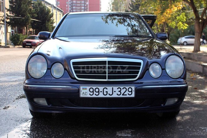 Mercedes E 270 2000, 270,000 km - 2.7 l - Bakı