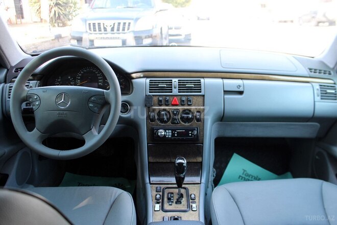 Mercedes E 270 2000, 270,000 km - 2.7 l - Bakı