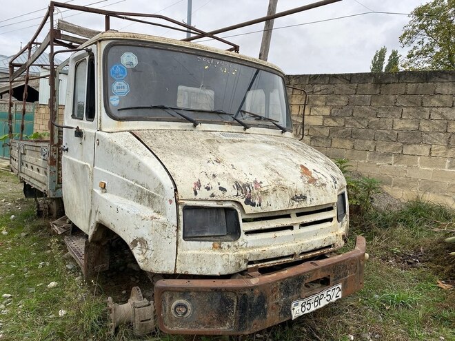 ZIL 5301 2000, 247,000 km - 4.7 l - Quba