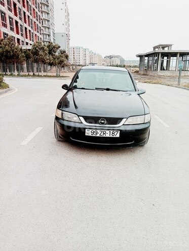 Opel Vectra 1996, 258,765 km - 1.6 l - Sumqayıt