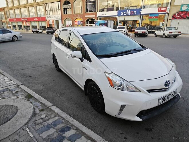 Toyota Prius V 2012, 201,600 km - 1.8 л - Gəncə