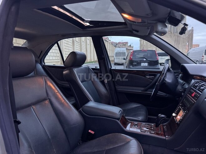 Mercedes E 280 2000, 399,000 km - 2.8 l - Bakı