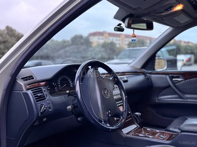 Mercedes E 280 2000, 399,000 km - 2.8 l - Bakı