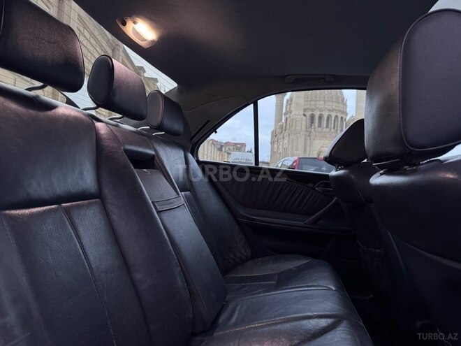 Mercedes E 280 2000, 399,000 km - 2.8 l - Bakı