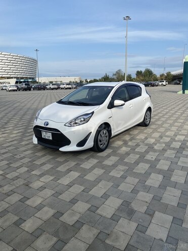 Toyota Aqua 2019, 106,000 km - 1.5 l - Bakı