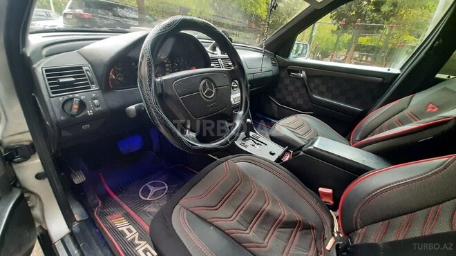 Mercedes C 180 1995, 421,396 km - 1.8 l - Bakı