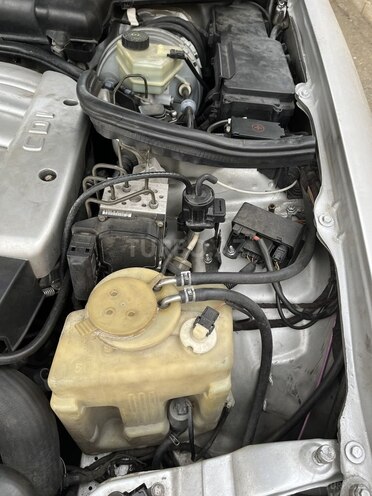 Mercedes E 270 2000, 315,000 km - 2.7 l - Bakı