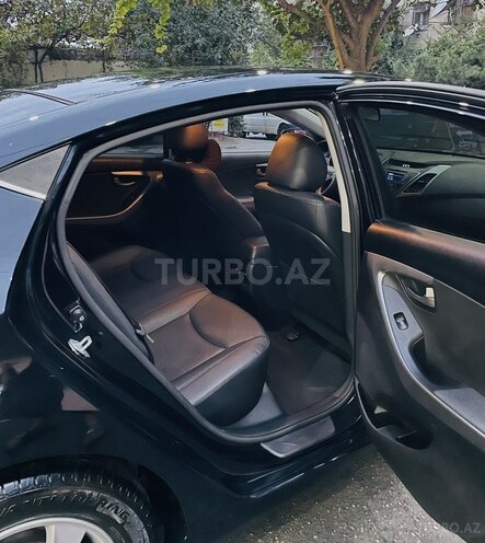 Hyundai Elantra 2015, 197,000 km - 1.6 l - Bakı