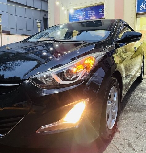 Hyundai Elantra 2015, 197,000 km - 1.6 l - Bakı