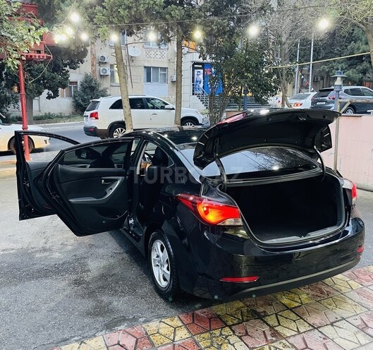 Hyundai Elantra 2015, 197,000 km - 1.6 l - Bakı