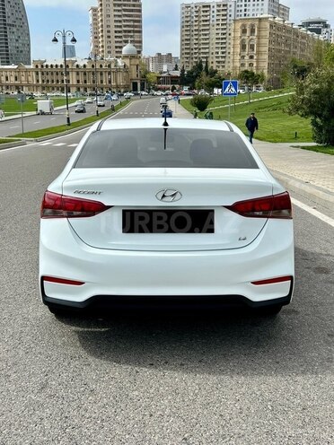 Hyundai Accent 2018, 110,000 km - 1.6 l - Bakı