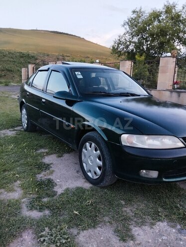 Opel Vectra 1996, 190,000 km - 2.0 l - Qazax