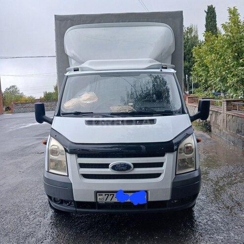 Ford Transit 2011, 199,058 km - 2.4 l - Qax