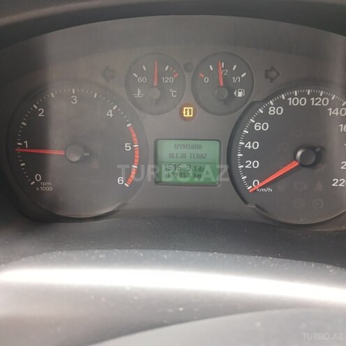 Ford Transit 2011, 199,058 km - 2.4 l - Qax