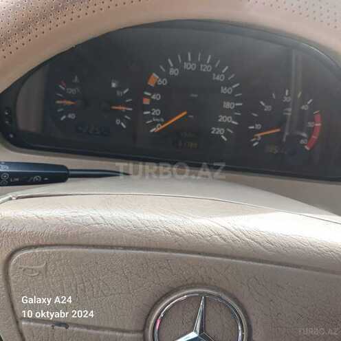 Mercedes C 220 1999, 372,000 km - 2.2 l - Bakı