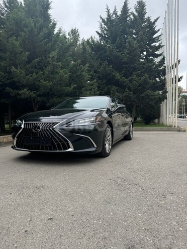 Lexus ES 300h 2023, 3,500 km - 2.5 l - Bakı