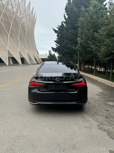Lexus ES 300h 2023, 3,500 km - 2.5 l - Bakı