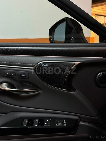 Lexus ES 300h 2023, 3,500 km - 2.5 l - Bakı