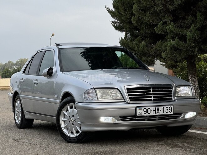 Mercedes C 200 1998, 298,000 km - 2.0 l - Saatlı
