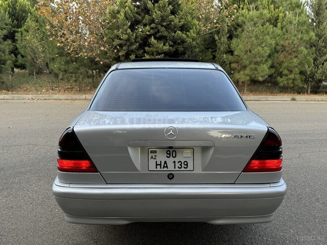 Mercedes C 200 1998, 298,000 km - 2.0 l - Saatlı