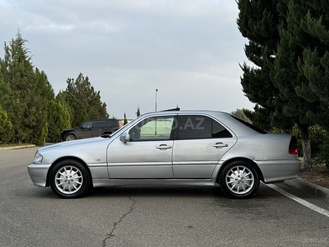 Mercedes C 200 1998, 298,000 km - 2.0 l - Saatlı