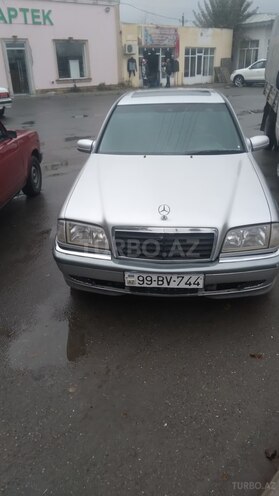 Mercedes C 220 1998, 230,000 km - 2.2 л - Kürdəmir
