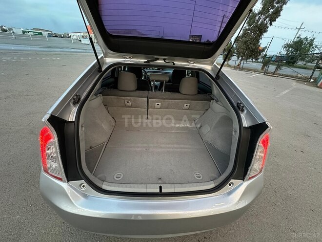 Toyota Prius 2015, 250,000 km - 1.8 l - Bakı