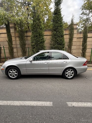 Mercedes C 240 2002, 249,046 km - 2.6 л - Bakı