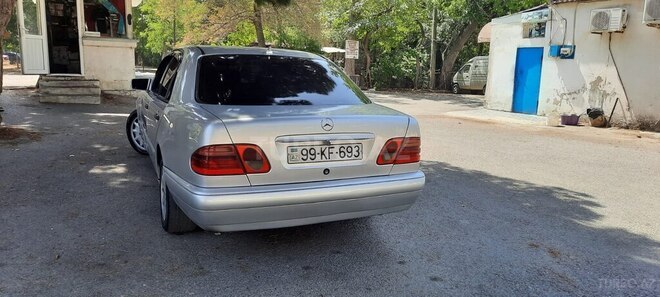 Mercedes E 200 d 1998, 430,000 km - 2.2 л - Bakı