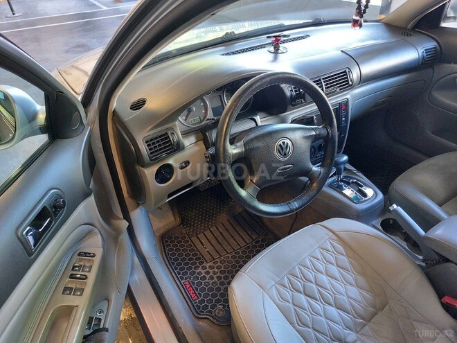 Volkswagen Passat 2004, 270,000 km - 1.8 л - Bakı