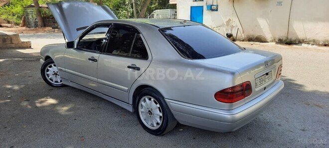 Mercedes E 200 d 1998, 430,000 km - 2.2 л - Bakı