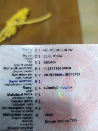Mercedes E 240 1999, 236,000 km - 2.4 л - Şirvan