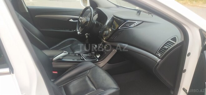 Hyundai i40 2013, 250,000 km - 1.7 l - Sumqayıt