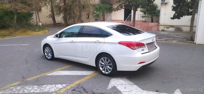 Hyundai i40 2013, 250,000 km - 1.7 l - Sumqayıt