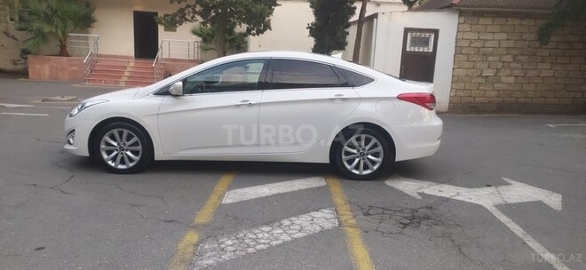 Hyundai i40 2013, 250,000 km - 1.7 l - Sumqayıt