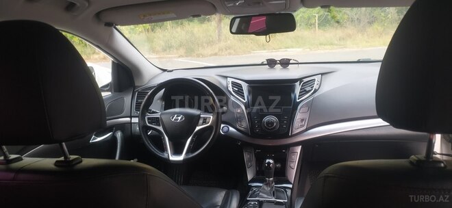 Hyundai i40 2013, 250,000 km - 1.7 l - Sumqayıt